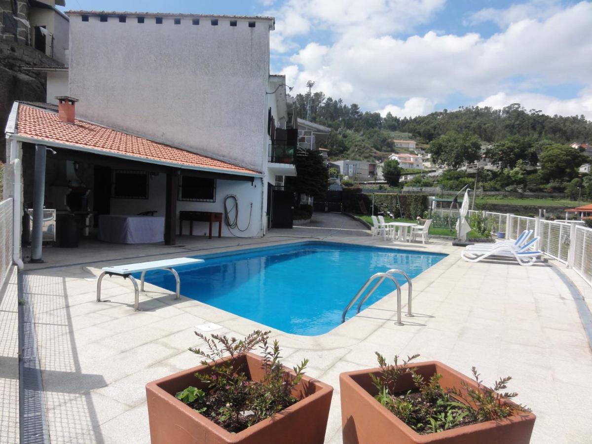 Villa Casa Do Abeto Carvalhosa Exterior foto