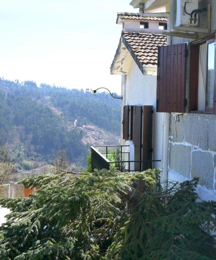 Villa Casa Do Abeto Carvalhosa Exterior foto